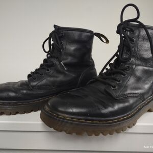 Dr. Martin Awley Black Leather Men's Boots